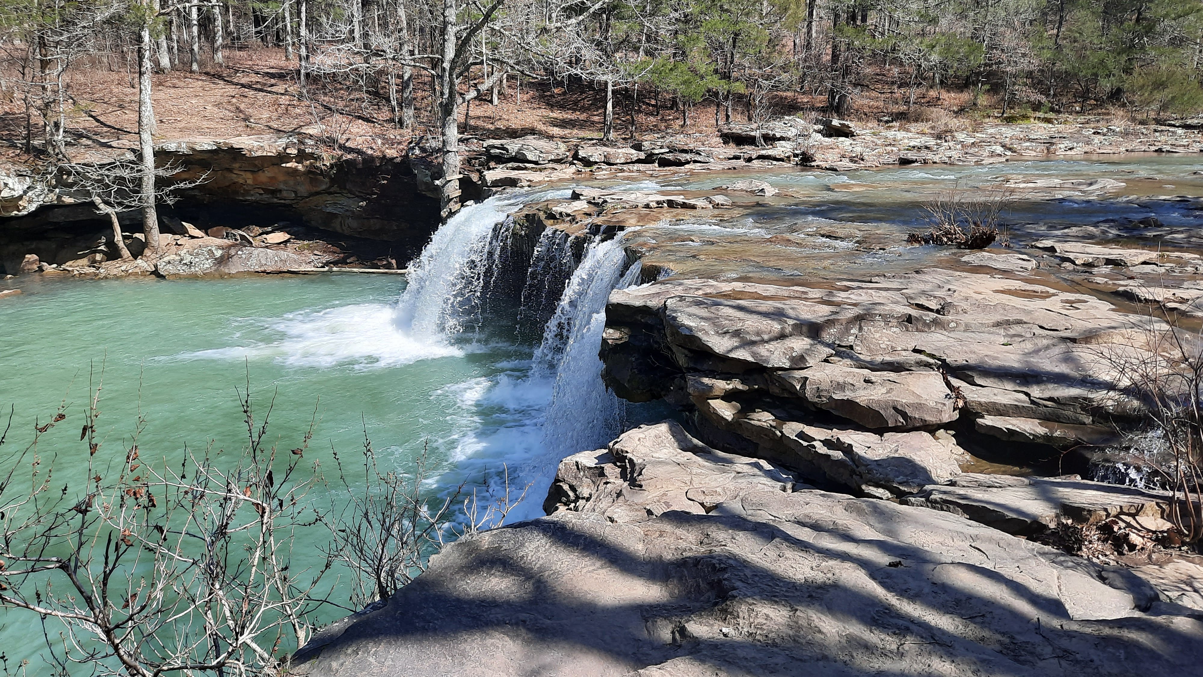 Hidden waterfall discovered off the main route
